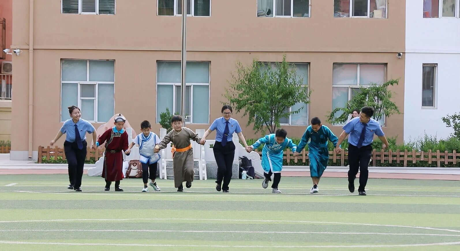 ͬ  | ͺ³ԺͨĻͬлͼ